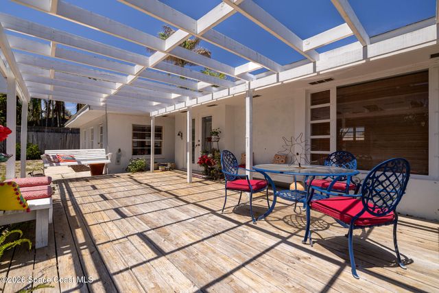 435 10th Avenue, Indialantic, FL 32903