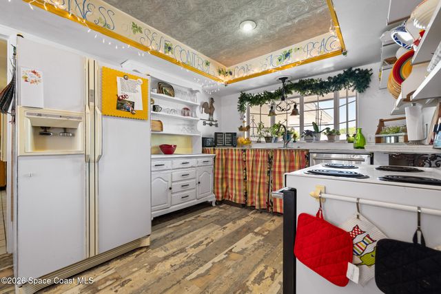 435 10th Avenue, Indialantic, FL 32903