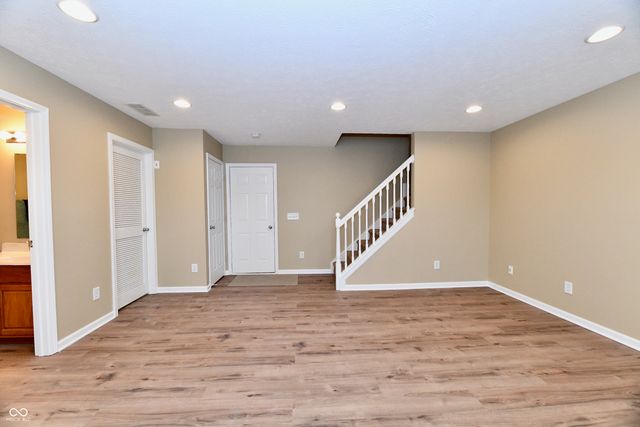 12036 Esty Way, Carmel, IN 46033