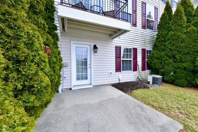 12036 Esty Way, Carmel, IN 46033