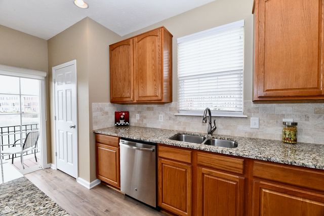 12036 Esty Way, Carmel, IN 46033