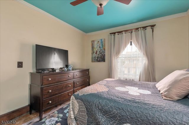 126 Berwyn St, Roselle Park Boro, NJ 07204