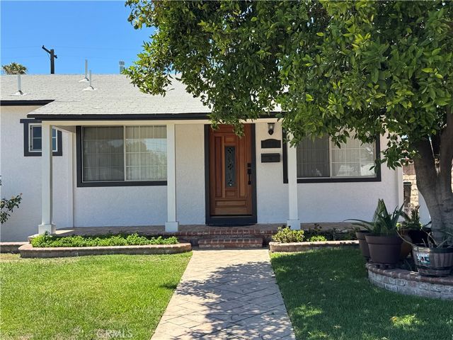 8739 Tyrone Ave, Panorama City, CA 91402