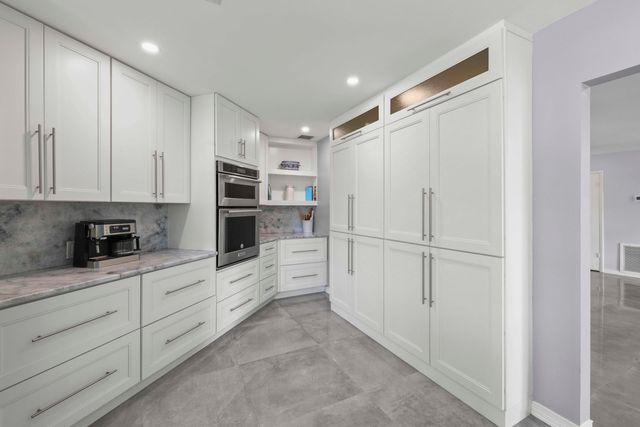 6797 Bayshore Drive, Lake Worth, FL 33462