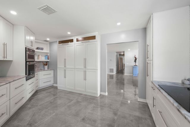 6797 Bayshore Drive, Lake Worth, FL 33462