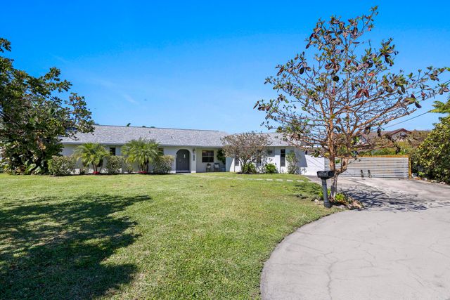 6797 Bayshore Drive, Lake Worth, FL 33462