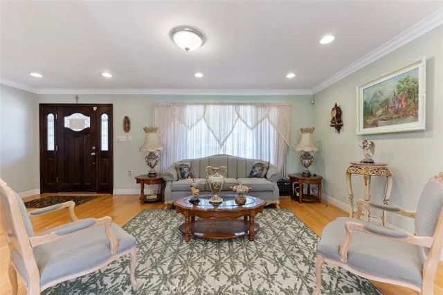 5441 N Calera Avenue, Covina, CA 91722