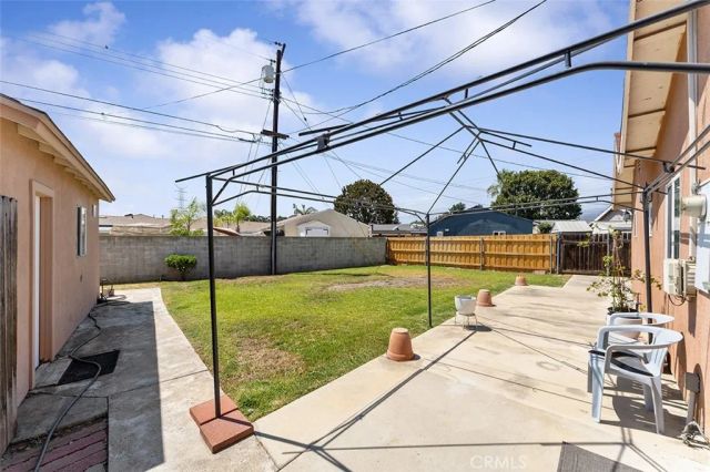 5441 N Calera Avenue, Covina, CA 91722