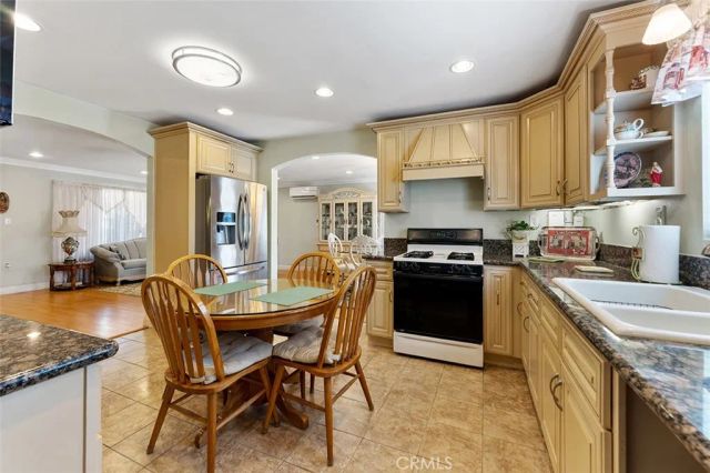 5441 N Calera Avenue, Covina, CA 91722