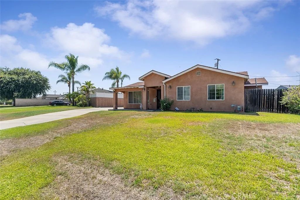 5441 N Calera Avenue, Covina, CA 91722