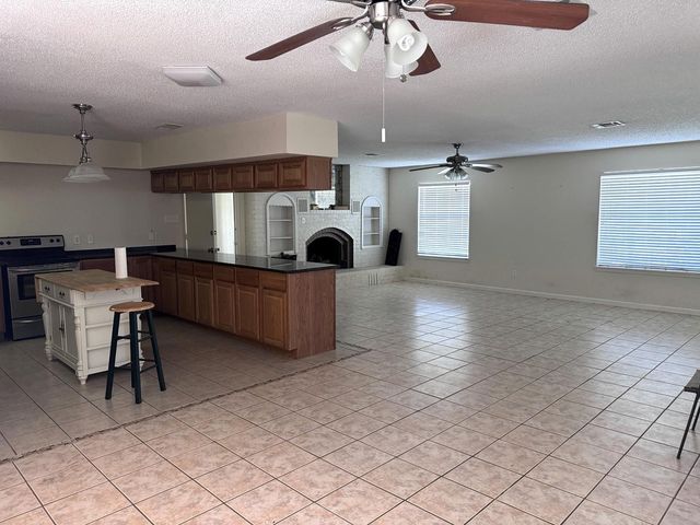 25145 Highway 321, Cleveland, TX 77327