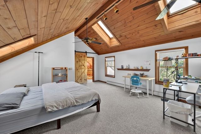 67 Amherst Rd 67, South Hadley, MA 01075