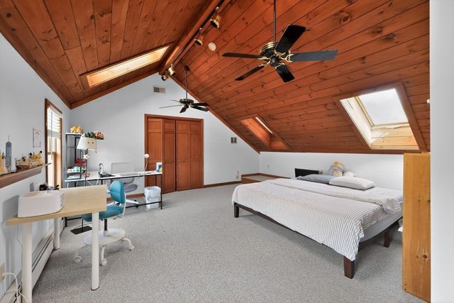 67 Amherst Rd 67, South Hadley, MA 01075