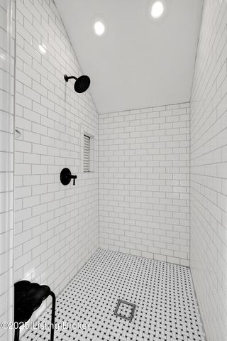 1918 Sils Ave, Louisville, KY 40205