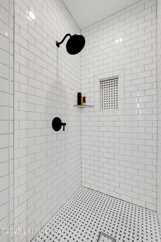 1918 Sils Ave, Louisville, KY 40205