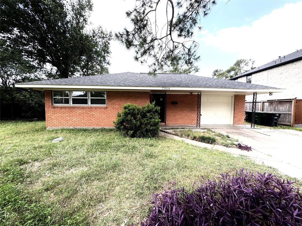 7905 Turquoise Lane, Houston, TX 77055