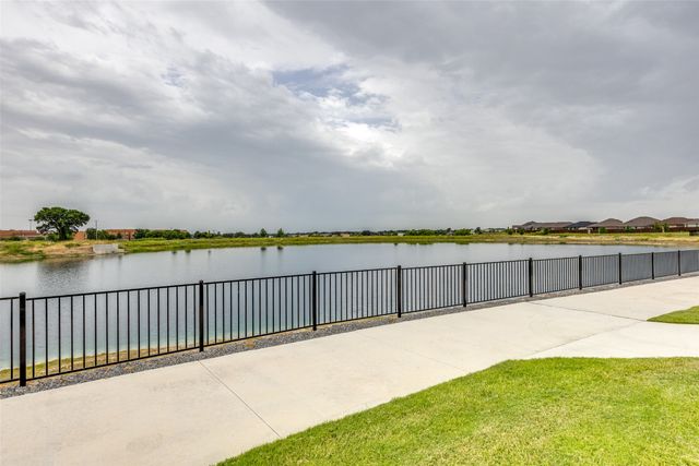 144 Windmill Drive, Rhome, TX 76078