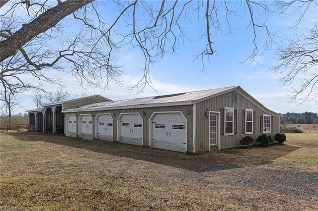 11741 NC Highway 150, Reidsville, NC 27320