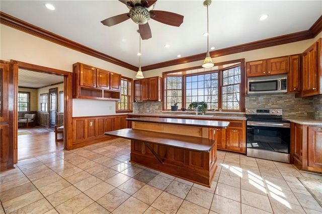 11741 NC Highway 150, Reidsville, NC 27320