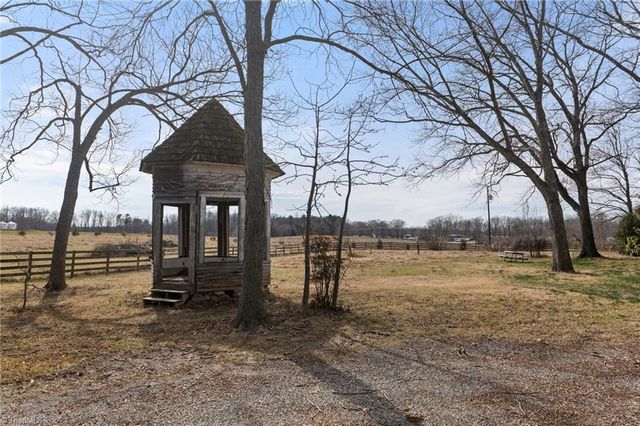 11741 NC Highway 150, Reidsville, NC 27320