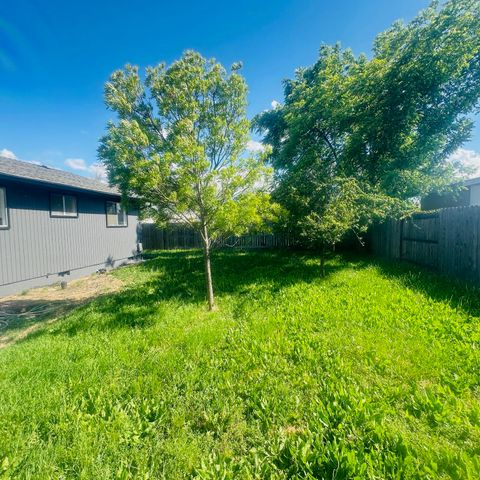 71 Tracy Avenue 71 & 73, Eagle Point, OR 97524