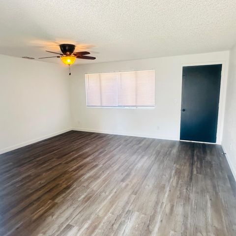 71 Tracy Avenue 71 & 73, Eagle Point, OR 97524