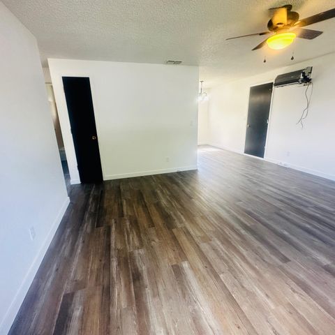 71 Tracy Avenue 71 & 73, Eagle Point, OR 97524