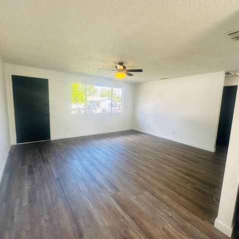 71 Tracy Avenue 71 & 73, Eagle Point, OR 97524