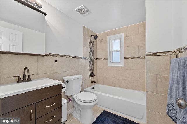 6910 GATEWAY BLVD, District Heights, MD 20747