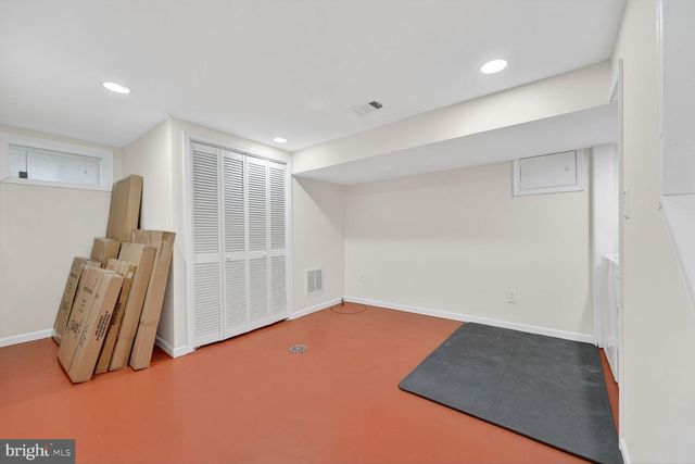 6910 GATEWAY BLVD, District Heights, MD 20747