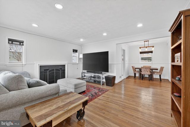 6910 GATEWAY BLVD, District Heights, MD 20747