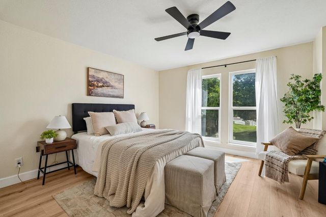 208 Touchstone Pl, West Sacramento, CA 95691