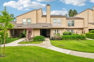 208 Touchstone Pl, West Sacramento, CA 95691