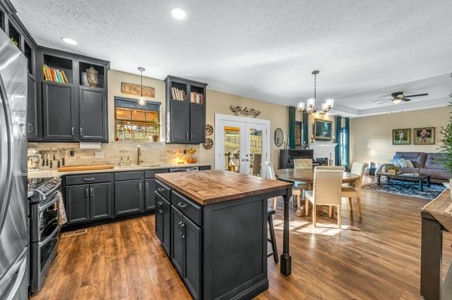 123 Brierfield Way, Hendersonville, TN 37075