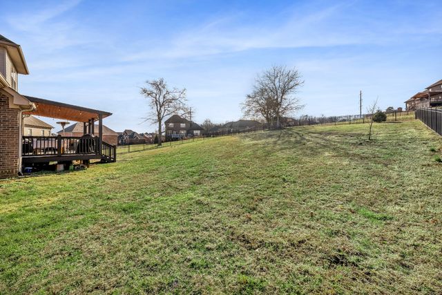 123 Brierfield Way, Hendersonville, TN 37075