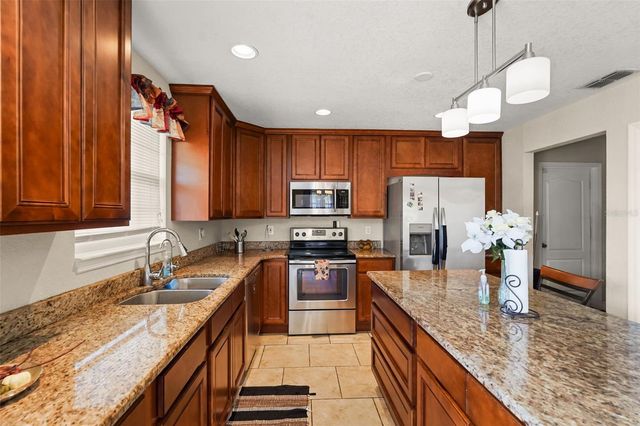 1922 MATTHEW COURT, Lakeland, FL 33813