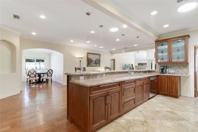 21720 Dumetz Road, Woodland Hills, CA 91364