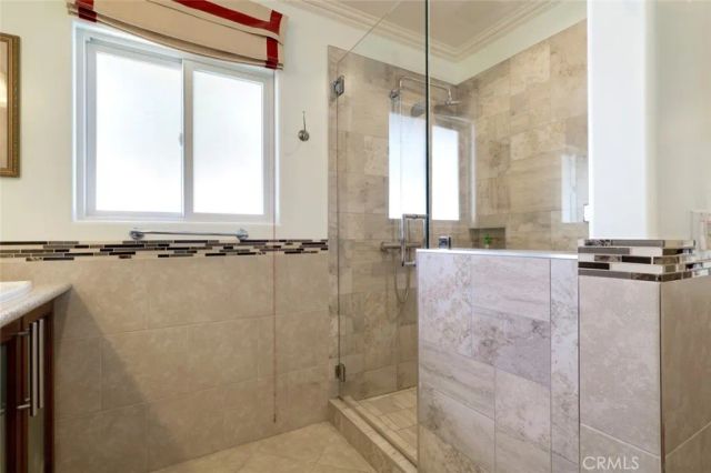 21720 Dumetz Road, Woodland Hills, CA 91364