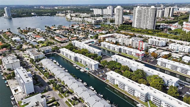 3600 NE 170th St 312, North Miami Beach, FL 33160