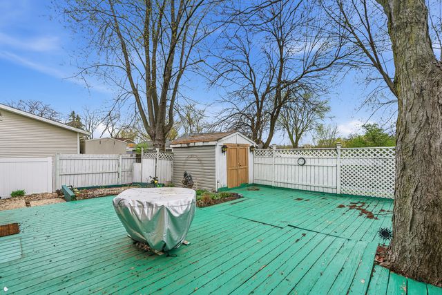 1640 E Andover Drive, Hanover Park, IL 60133