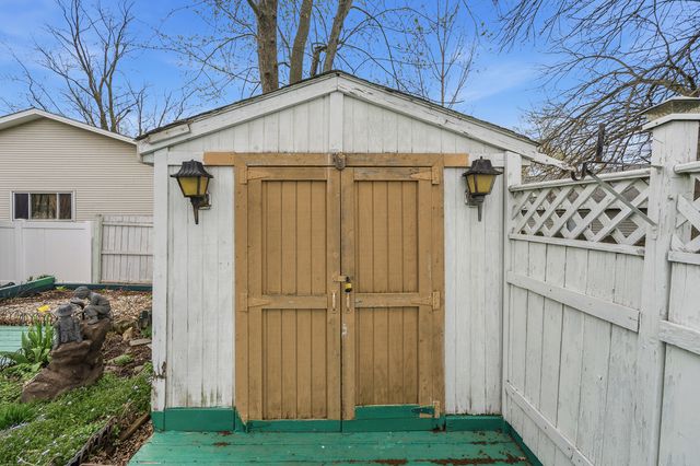 1640 E Andover Drive, Hanover Park, IL 60133