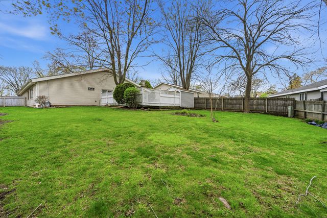 1640 E Andover Drive, Hanover Park, IL 60133