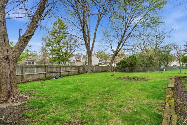 1640 E Andover Drive, Hanover Park, IL 60133