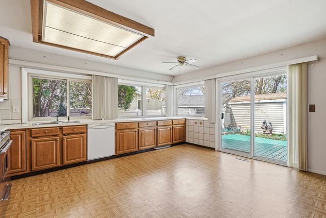 1640 E Andover Drive, Hanover Park, IL 60133