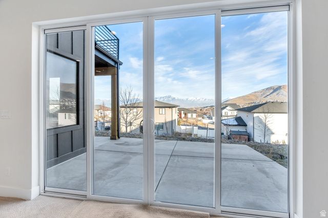 14233 S SUMMIT CREST LN, Herriman, UT 84096