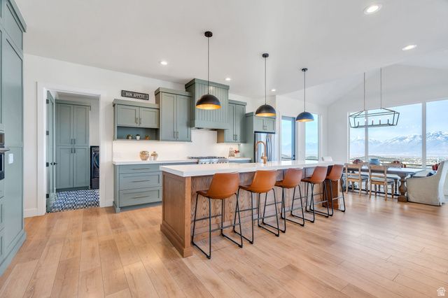 14233 S SUMMIT CREST LN, Herriman, UT 84096