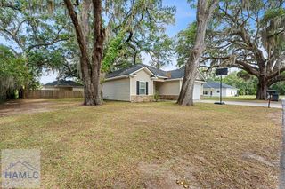 37 Douglas Road, Allenhurst, GA 31301