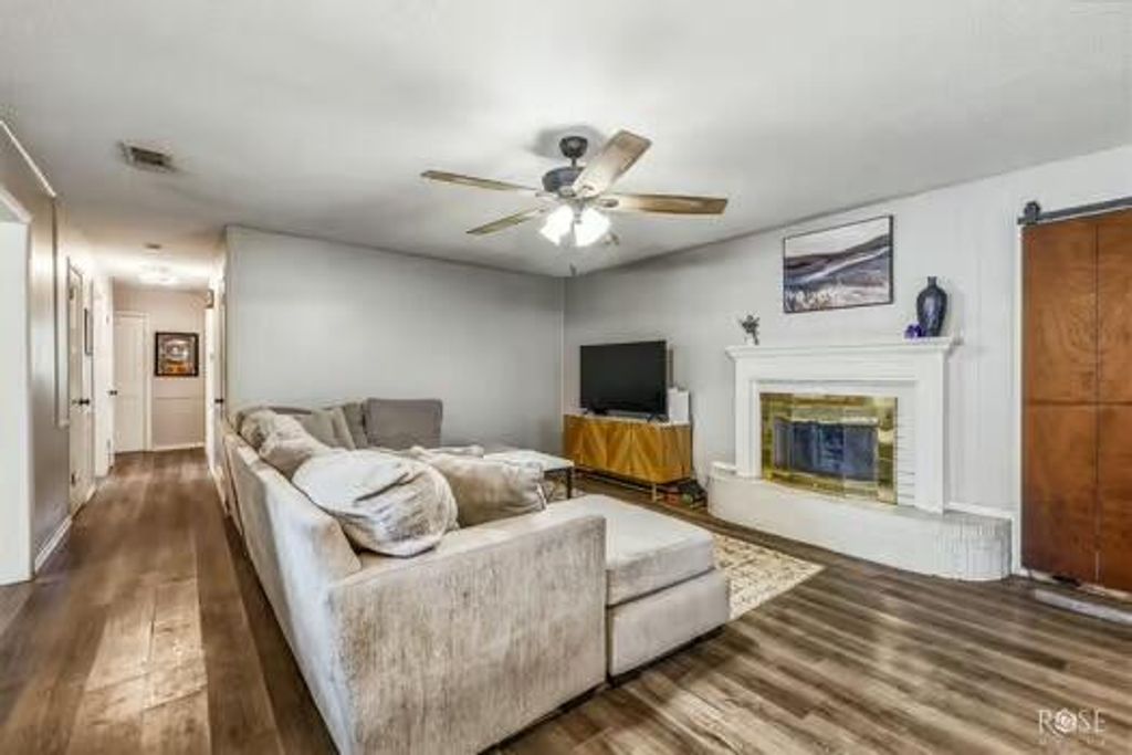 Image 10 of property listing at 257 Glenna Drive, San Angelo, TX 76901