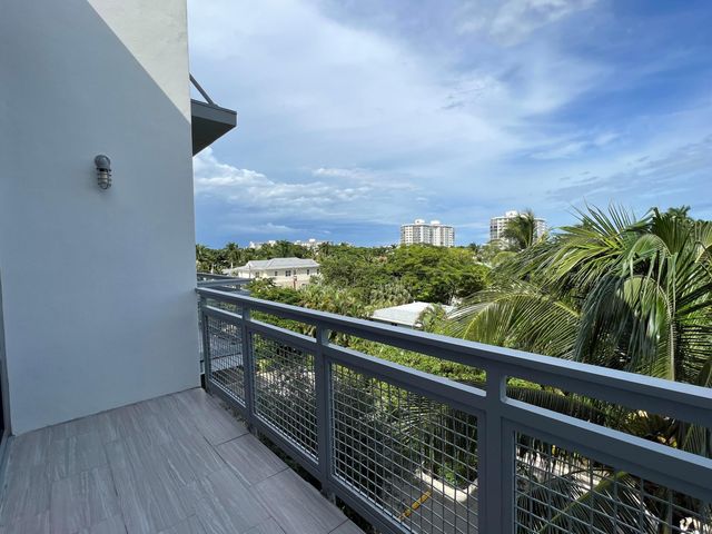 335 SE 6th Avenue 402, Delray Beach, FL 33483