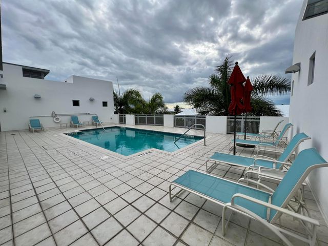335 SE 6th Avenue 402, Delray Beach, FL 33483